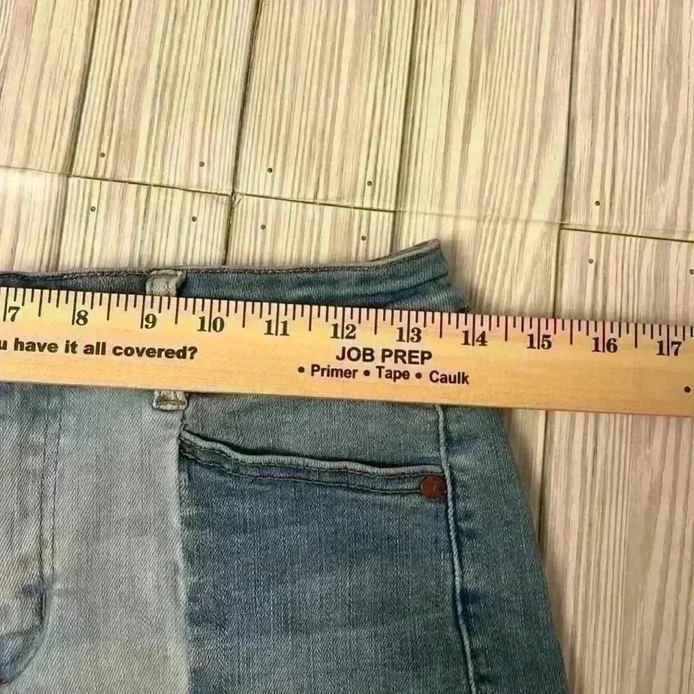 Judy Blue Bessie Shorts - Picture 5 of 7